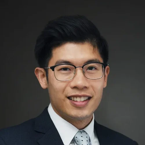 Dr Albert Lee, Oral and Maxillofacial Surgeon at True Dental Studio.